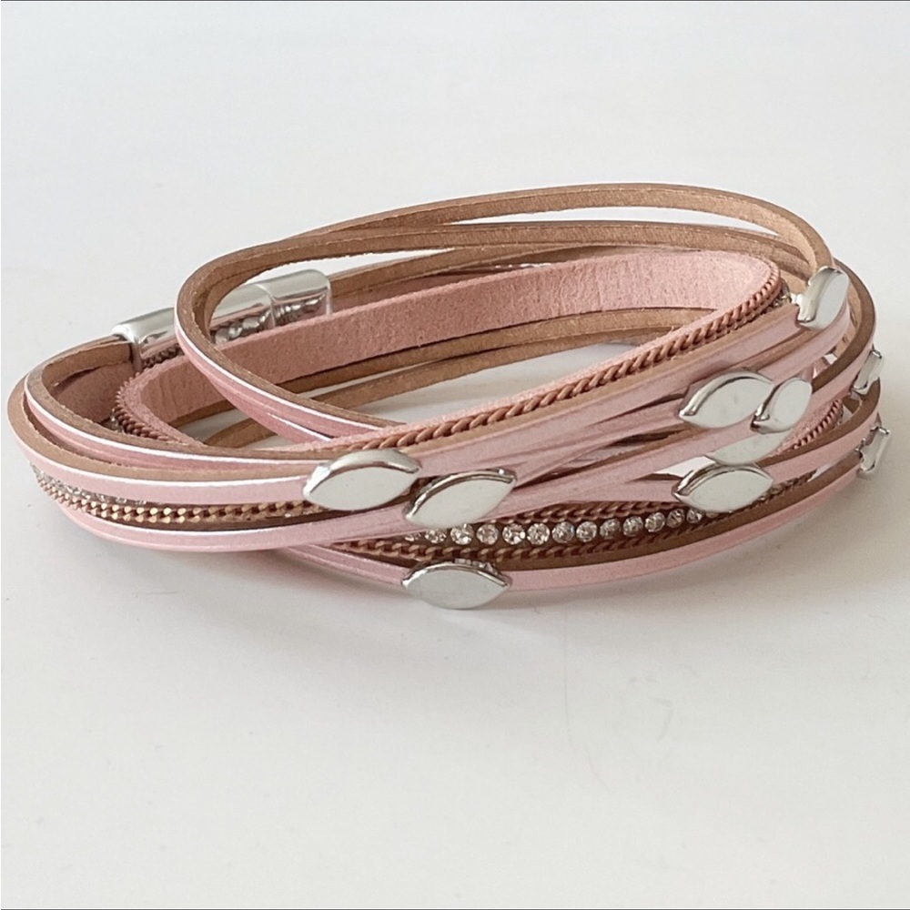 Genuine leather pink wrap bracelet with magnetic closure. New - Picture 3 of 8